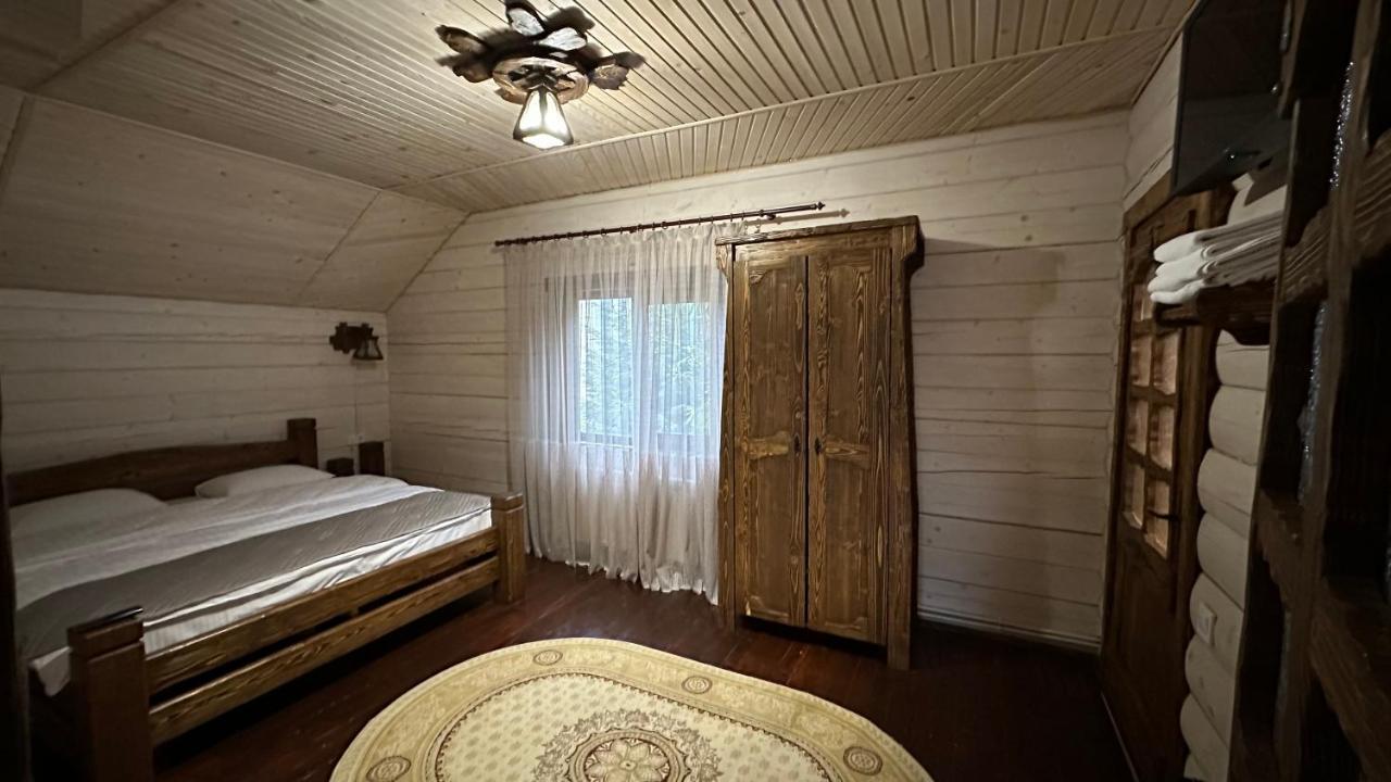 Forest House Migovo Bagian luar foto