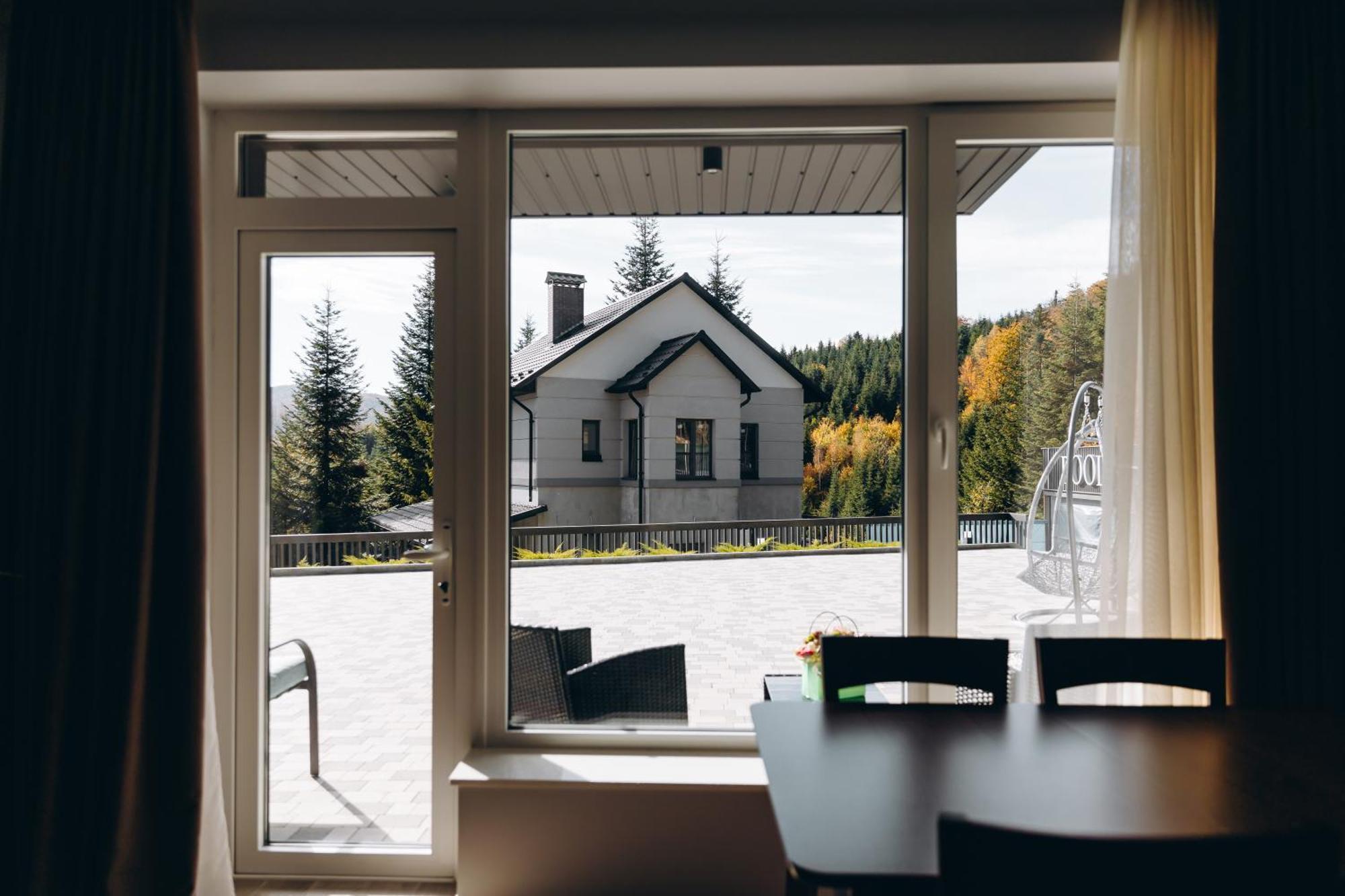 Forest House Migovo Bagian luar foto