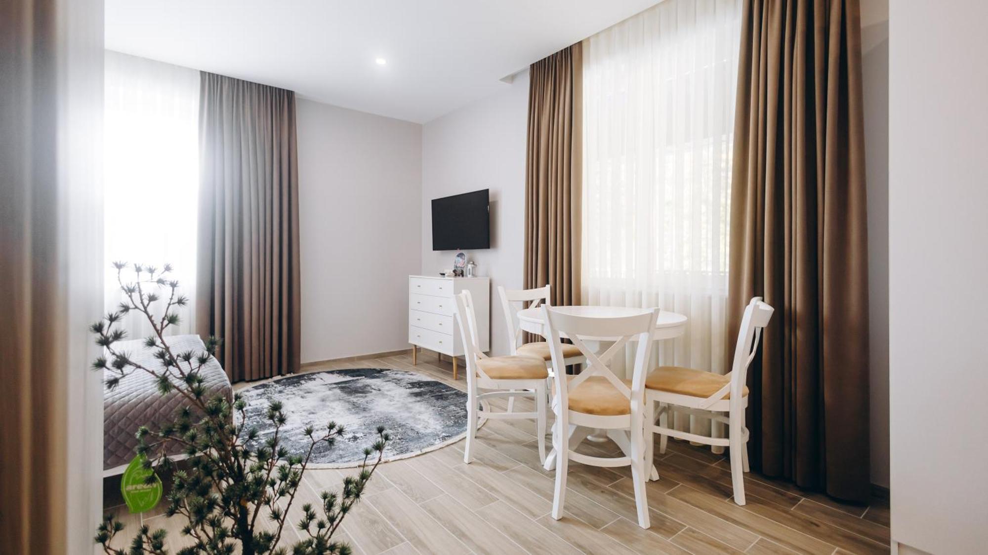 Forest House Migovo Bagian luar foto