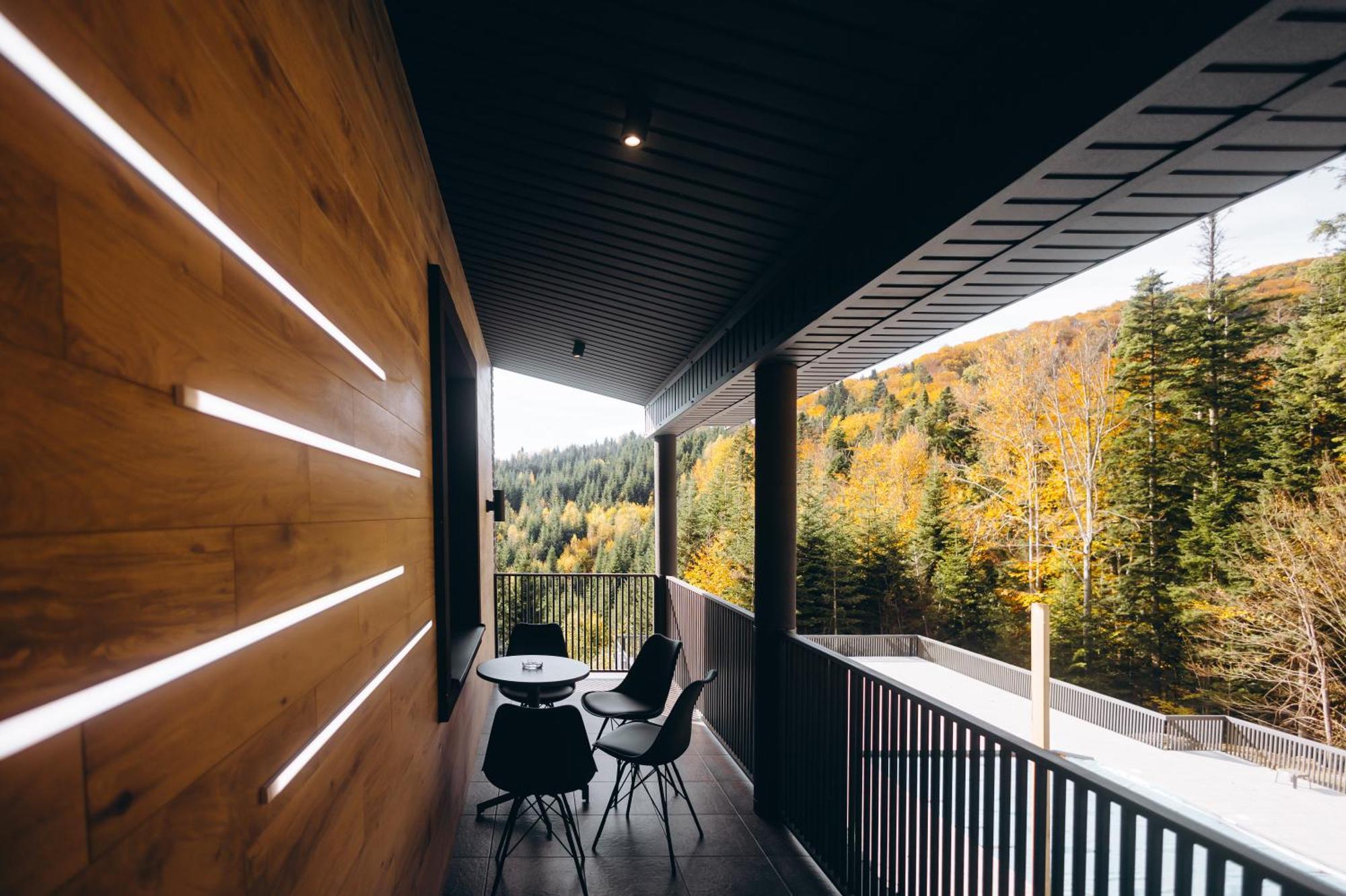 Forest House Migovo Bagian luar foto