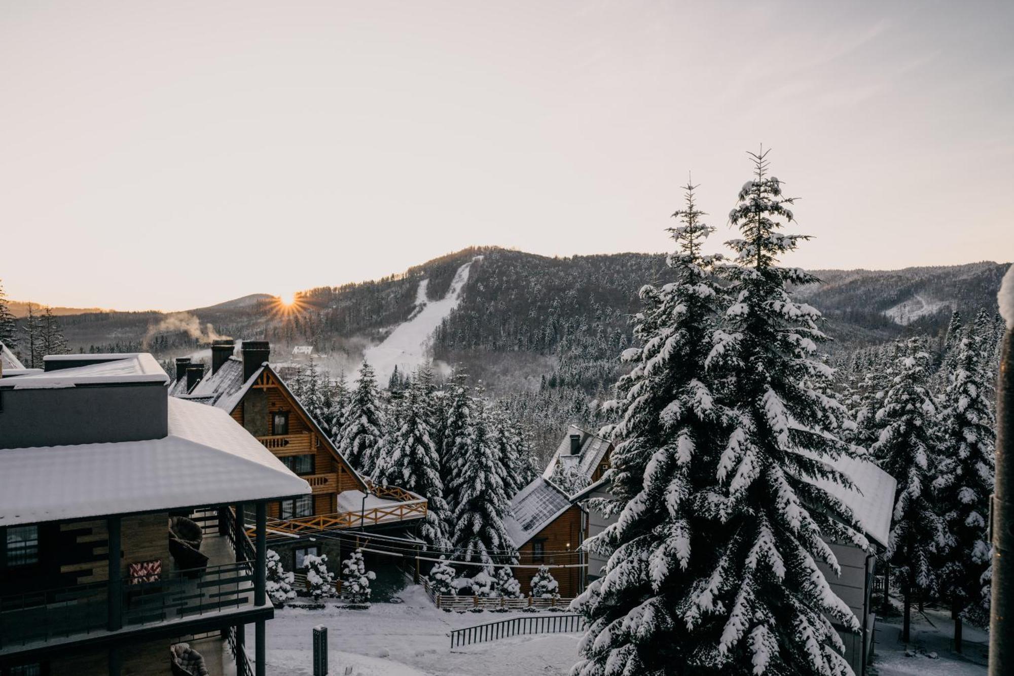 Forest House Migovo Bagian luar foto