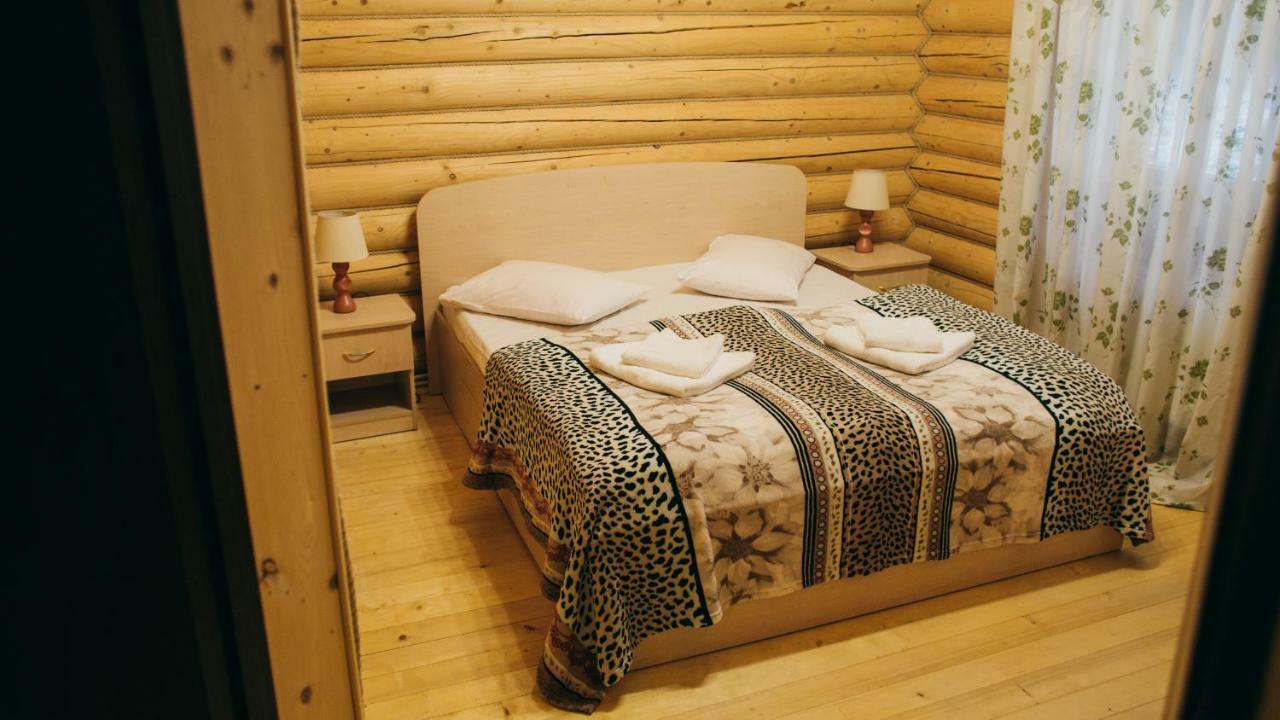Forest House Migovo Bagian luar foto